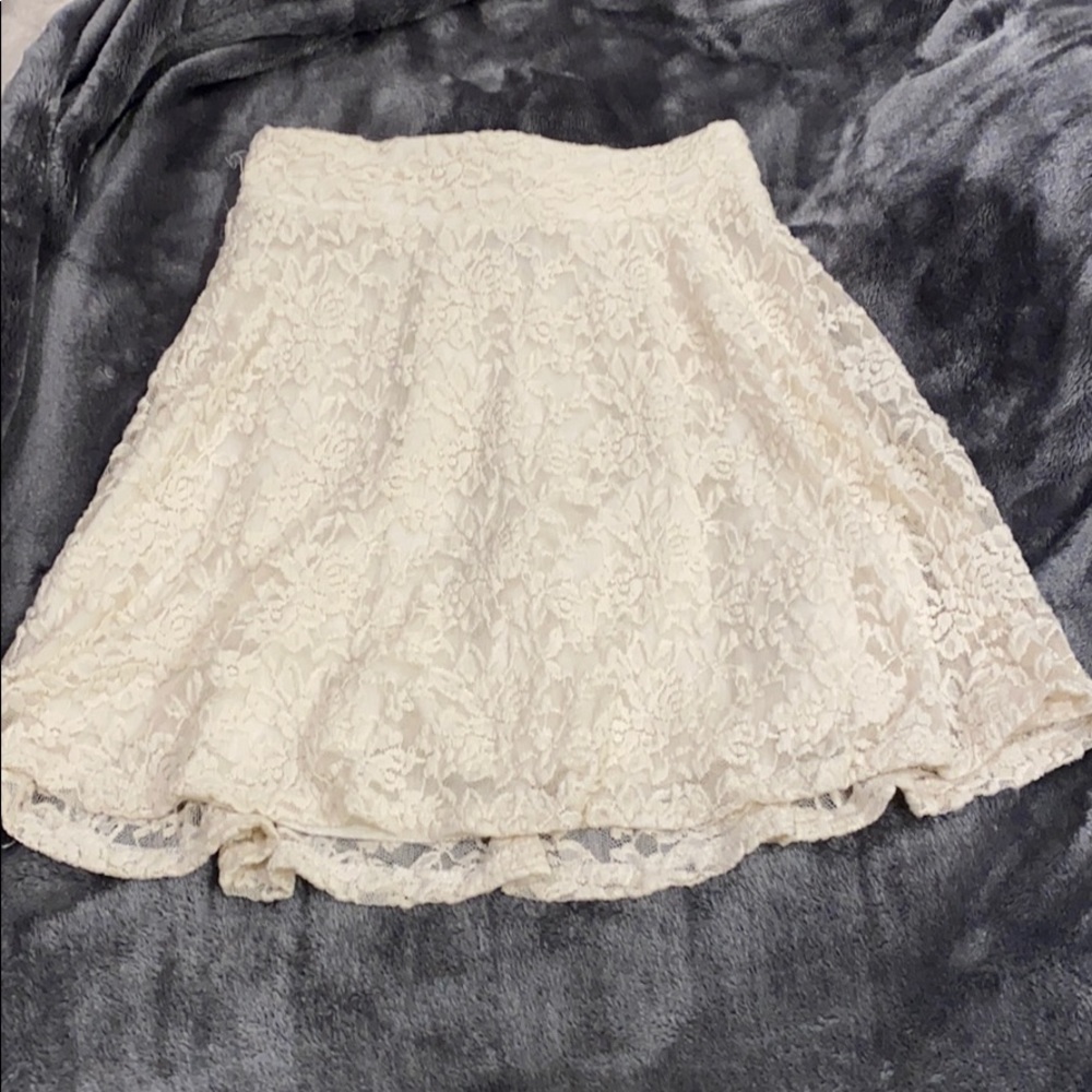White Lace Rue 21 skirt